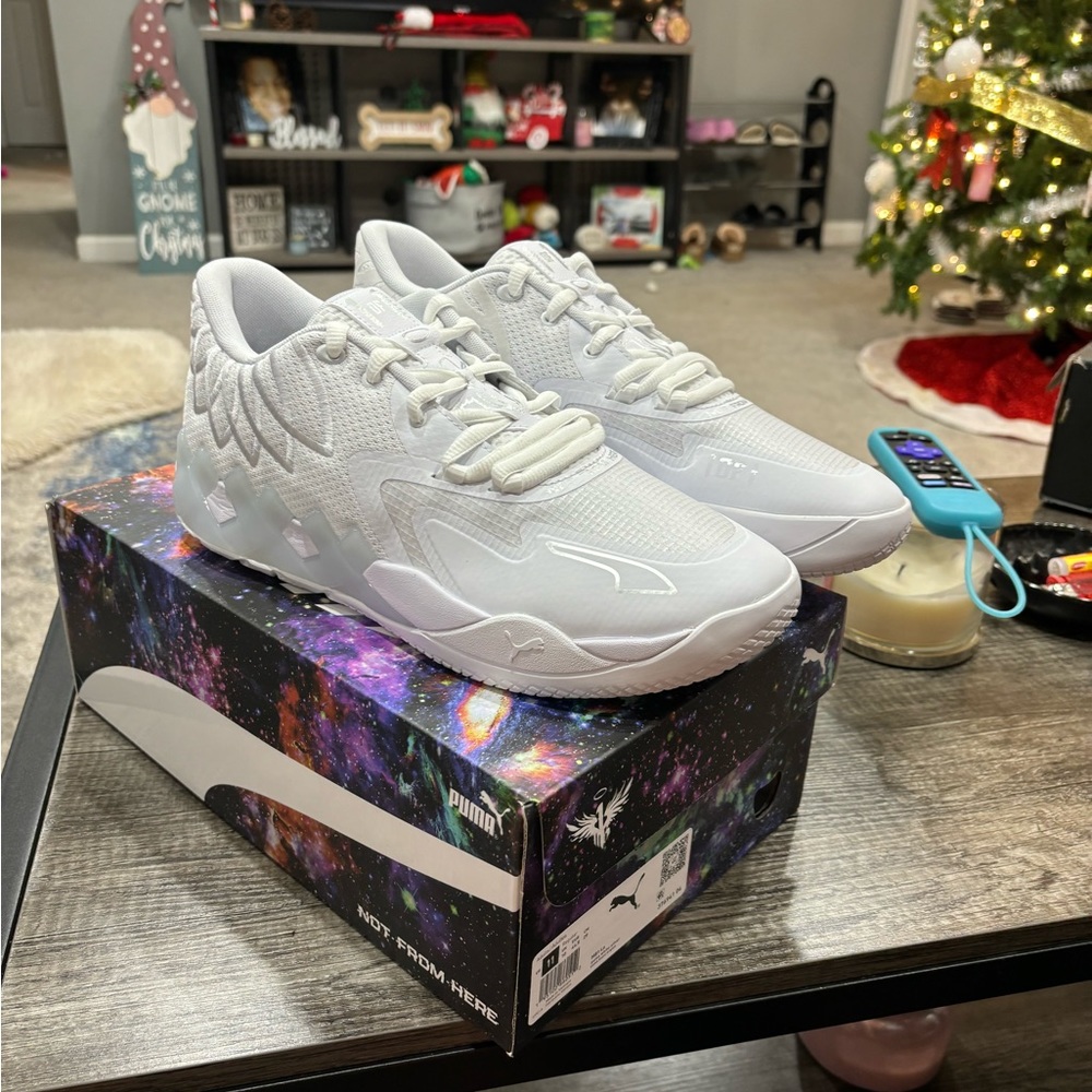 Lamelo mb1 white silver